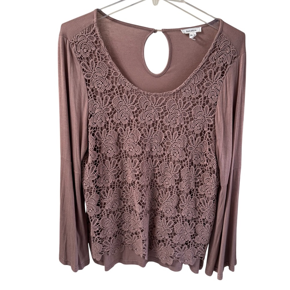 Soiéblu Dusty Rose Lace Scoop Neck Bell Sleeve Flowy Top
